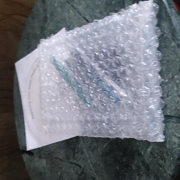 IPHONE SE BATTERY REPLACEMENT TOOLS - Picture 2 of 3